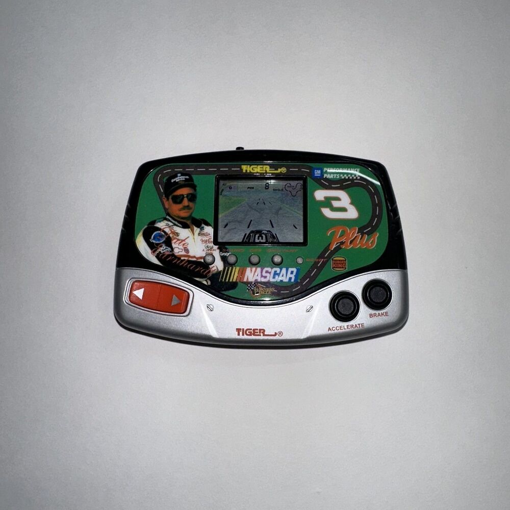 Vintage Tiger Electronics Winner’s Circle Dale Earnhardt #3 NASCAR Handheld Game